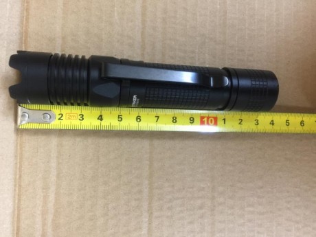 Nueva a estrenar.
LED, EDC 1000 lúmenes (5 min).
360lumemes 2h.
60 lúmenes 12h.
10 lúmenes 60h.
1/2 lumen 20