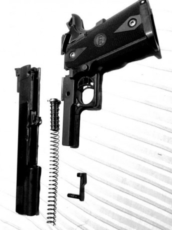 LES BAER CUSTOM STI. Perfecto estado. 6 pulgadas un arma liviana perfecta para precision. 
Es una joya 00