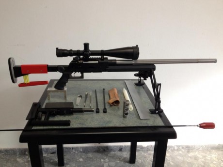 Vendo UNIQUE FMR RS1 SNIPER del calibre 308. 
Con gatillo JEWELL.
Funda de cuero para el cerrojo.
Guia 02