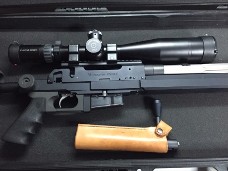 Vendo UNIQUE FMR RS1 SNIPER del calibre 308. 
Con gatillo JEWELL.
Funda de cuero para el cerrojo.
Guia 10