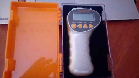 buenas compañeros, vendo pesagatillos digital LYMAN en perfecto estado con su caja original,
se a usado 02