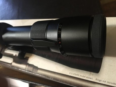 Vendo este visor solo usado para poner en tiro un rifle en galeria y hacer fotos, ninguna marca, ni rastro 11