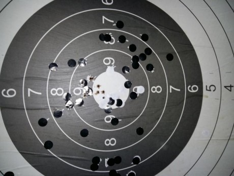 Tasco 3-9x40       35€
Firefield 1-10x30 +laser 60€
Estan en zaragoza. En muy buen estado. Antes montados 10