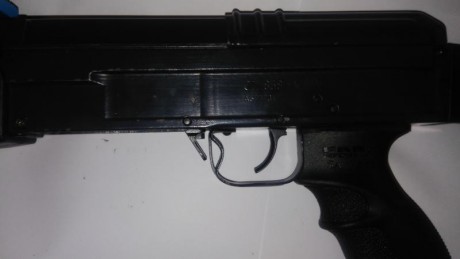 Hola, lo dicho, pongo en venta mi VZ 858 del calibre 7.62x39.

Esta puesto de forma tactica, con culata 11