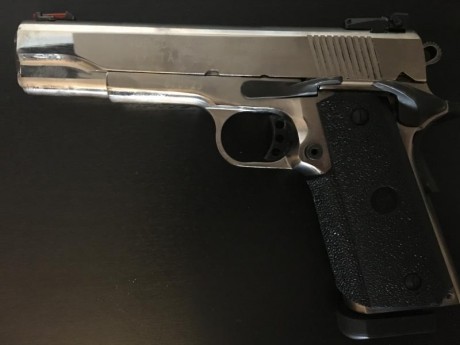 Vendo pistola Norinco 1911 A1 9 mm pb. 
Está en perfecto estado y funcionamiento. Lleva alza regulable 02