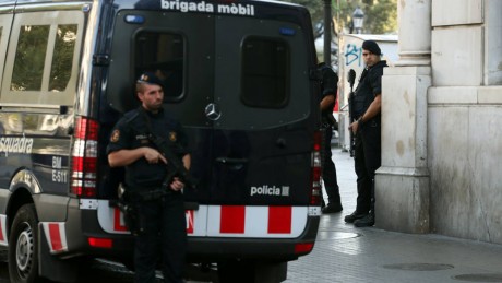Hola:

En primer lugar mi luto por la masacre genocida de mi ciudad de nacimiento.

Estos atentados son 71