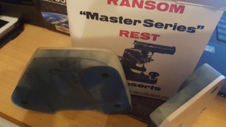 Vendo acoples para ajustar el arma de la maquina ranson rest, son de la cz 75, walther gsp, y hk p9s
los 02