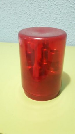 Vendo dos cargadores de UNIQUE 40 euros  70 los dos.
  Dais de 9 m/m, cambio por unos del 45 ACP, los 11