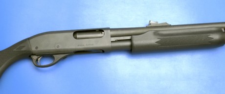 Vendo Escopeta Remington modelo 870 de Corrdera, calibre 12 Magnum y marcada como "Special Purpose" 20