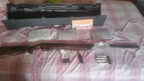 Vendo escopeta benelli vinci, en muy buen estado..
notivo de venta es querer comprar un rifle,
La escopeta 02