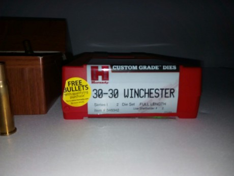 Hola, vendo unos Dies del 30-30 Winchester marca Hornady y 75 vainas nuevas.
Los Dies están completamente 10