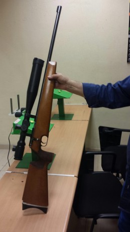  ]Buenas a todos.

Vendo Carabina  Anschutz  Macht 64
Visor / Mira telescopia Tasco 10x40x50
Dipoter Anchutzcon 02