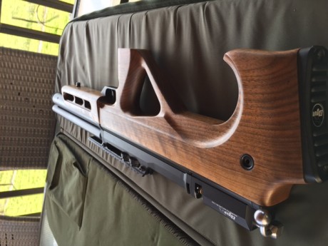 Por interes de cambio de calibre, un compañero que NO esta en foro vende esta carabina Edgun Matador standard 00