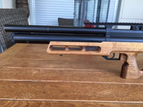 Por interes de cambio de calibre, un compañero que NO esta en foro vende esta carabina Edgun Matador standard 11
