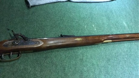 Se vende o se cambia rifle pensilvania por ir dejando la afición, calibre 45., se encuentra en Tarragona, 01