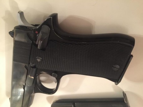 Hola,

Vendo pistola Star BKM de aleación ligera de aviación, súper cuidada. Disparador afinado. Por el 11