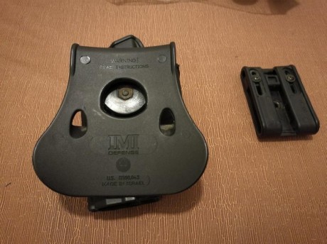 Con el tiempo y los cambios de armas va uno acumulando en el armario infinidad de cosas ,con la intención 31