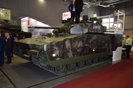 En IDET 2017 (International Defence and Security Technologies) o Feria Internacional de Tecnología de 03