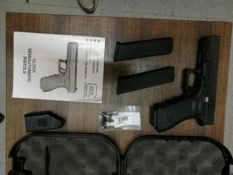 Vendo Glock 17 y equipo de IPSC.

MARCA: Glock
MODELO: 17
CALIBRE: 9 MM PB
GUÍA: Amparada bajo guía CNP
CONDICIONES 01