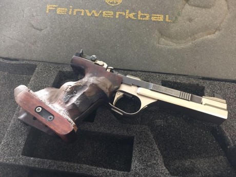 Buenos días, vendo mis dos armas cortas, las dos se encuentran depositadas en la armería Ibergrips (valladolid) 01