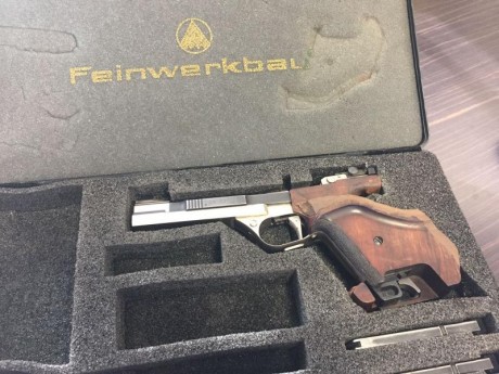 Buenos días, vendo mis dos armas cortas, las dos se encuentran depositadas en la armería Ibergrips (valladolid) 10