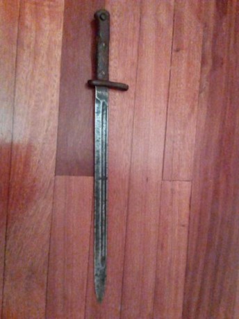 Wenas, hace un tiempo cayo en mis manos una bayoneta bastante oxidada, y me gustaria limpiarla. EL que 72