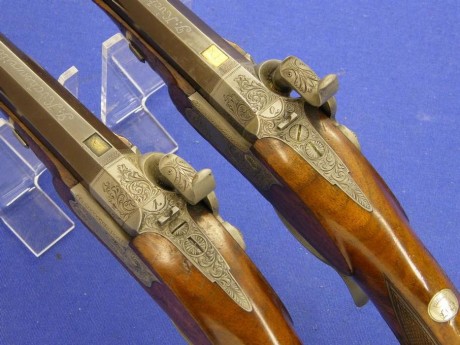 Voy a colocar unas fotos de un arma larga alemana de llave de mecha del siglo XVI. 171