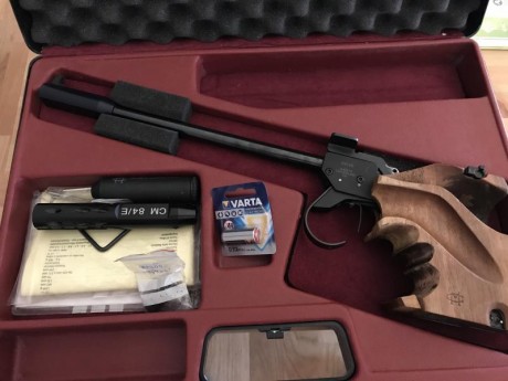 Vendo Morini CM 84, estado excelente con recambios carta de tiro y manuales.
Cacha talla M nueva. Sin 00