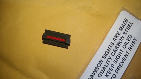 Punto de mira dawson precision para la gama mp9 de smith wesson. El punto es el fino. Para fibra de 1mm. 01