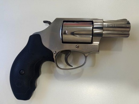 Vendo Revolver Smith Wesson Mod. 60 en calibre 357 Magnum , 2.5" de cañón , acero inoxidable, J .

Precio: 02