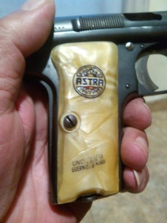 vendo estas joyas 
( Solo quedan las del aguila 120 € 100