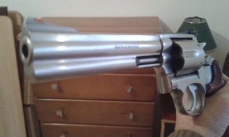 Vendo Revolver S. & W. Mod. 686, calib. 357, puede  38/38 sp. en perfectas condiciones,
   guiado 00