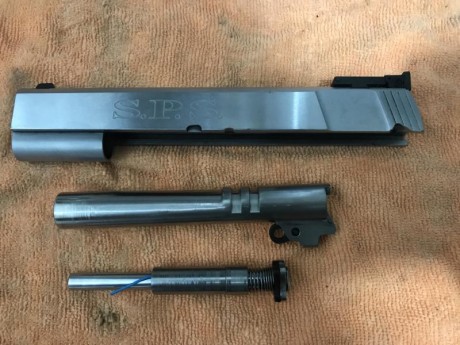 Hola buenas vendo corredera de 5 pulgadas del 9 mm por 450 € gastos de envío incluidos la corredera no 02