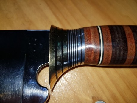 hola, lo había hecho para mí pero lo vendo para compra de material...

cuchillo de caza estilo scagel
acero 30