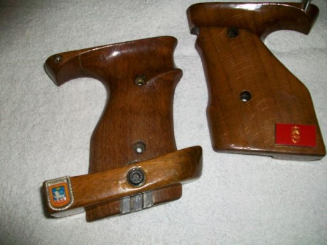 En Madrid vendo para pistola Astra TS 22 los siguientes repuestos:
- Cacha anatómica diestro talla M, 02
