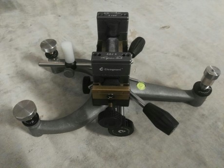 Hola compañeros vendo torreta cicognani ADJ-5 comprada para bench rest y usada solamente en dos tiradas 01