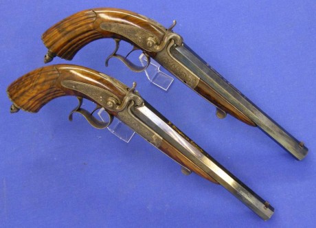 Voy a colocar unas fotos de un arma larga alemana de llave de mecha del siglo XVI. 22
