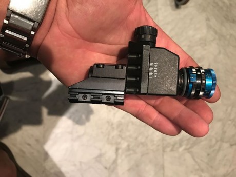 Buenos días:

Vendo diopter Anschutz lo que no estoy seguro es si es el modelo 7002 o el 7020 si alguien 21