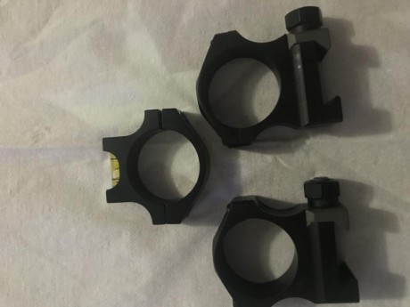 Buenas vendo anillas night forcé de altura 1.25 y anilla con nivel de burbuja todo por 175€ gastos de 02