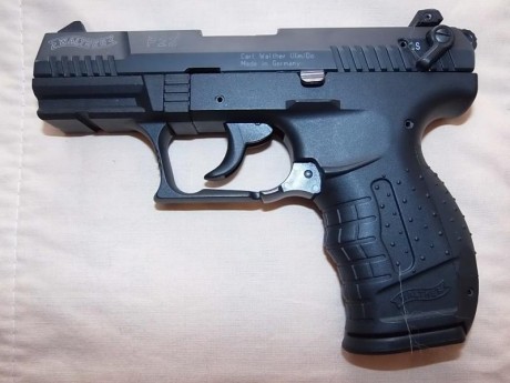 Vendo Walther P22 en muy buen estado. Incluye 2 cargadores, herramientas, lomo empuñadura intercambiable, 00
