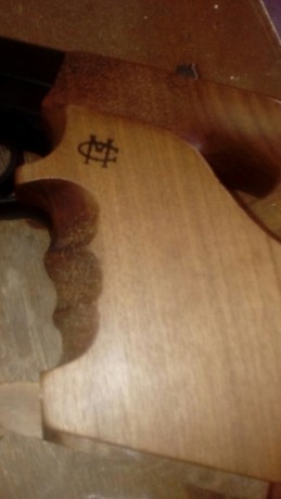 Vendo la pistola de un compañero del club, es una Hammerli 280 con dos carros 22lr y 32SW y cuatro cargadores,la 00