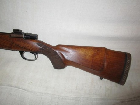 Vendo Santa Bárbara 7 mm. Rem. Mag. Muy cuidado y en buen estado de conservación. Ni que decir tiene que 20