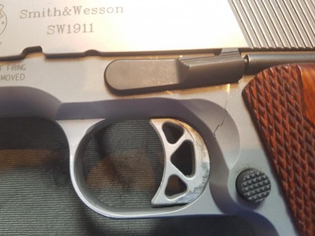 Pongo en venta esta 1911 del 45 acp, tiene sus "marquitas" por desmontarla con cuidado pero 00