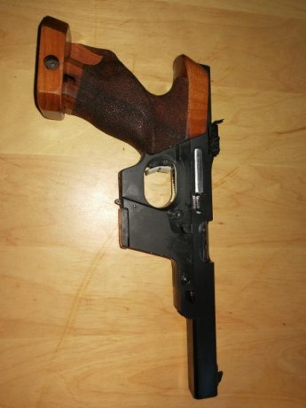 Buenas compañeros

Pongo a la venta mi pistola de competicion WALTHER GSP 22LR, esta en perfecto estado, 00