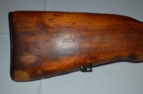 Vendo tokarev en 762x54R con su visor original de los pocos que hay y con su funda  y en su maleta  correspondiente 20