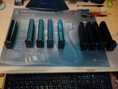 Buenos días:

Vendo este lote de cargadores para la pistola Beretta 92, compatible con la carabina CX4 00