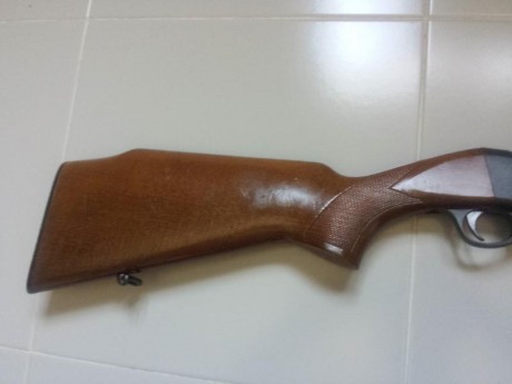 vendo carabina Anschutz modelo 520 en calibre 22 , en muy buen estado tanto de mecanismos como de maderas 11