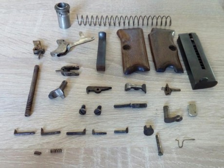 Se vende despiece completo de astra 300. El precio seria 130 euros todo el lote. Se pueden enviar mas 00