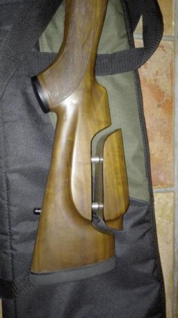 Es un amigo que vende su culata para cazar del Rubin k-31. Madera nogal, punta ébano y lomo regulable.
El 00