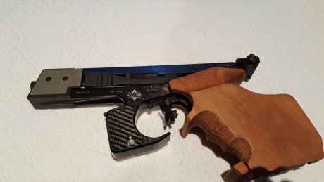 En perfecto estado de uso, está como nueva. Es una gran máquina, para practicar precisión de nivel. 850e 02